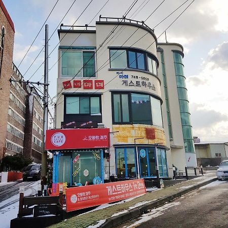 My Mother Guesthouse Jeju Exterior foto